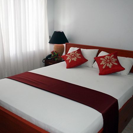 Blue Gum Hotel Ja-Ela Dış mekan fotoğraf