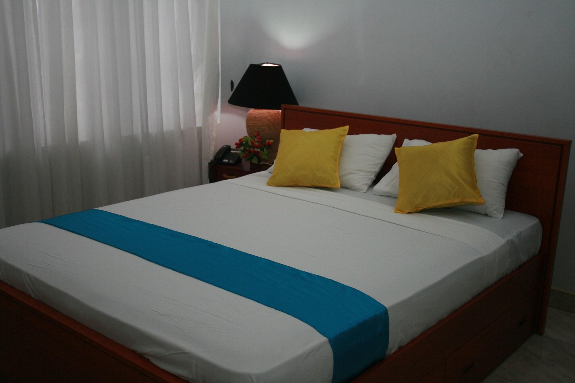 Blue Gum Hotel Ja-Ela Dış mekan fotoğraf